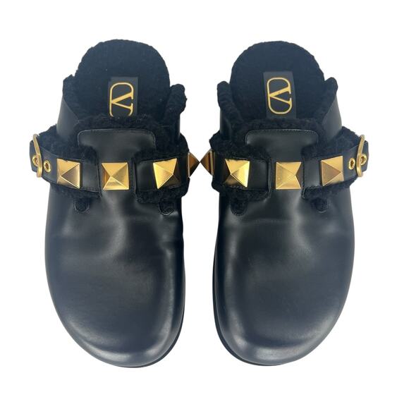 Valentino Garavani Roman Stud Shearling Mules in Black - Picture 9 of 15